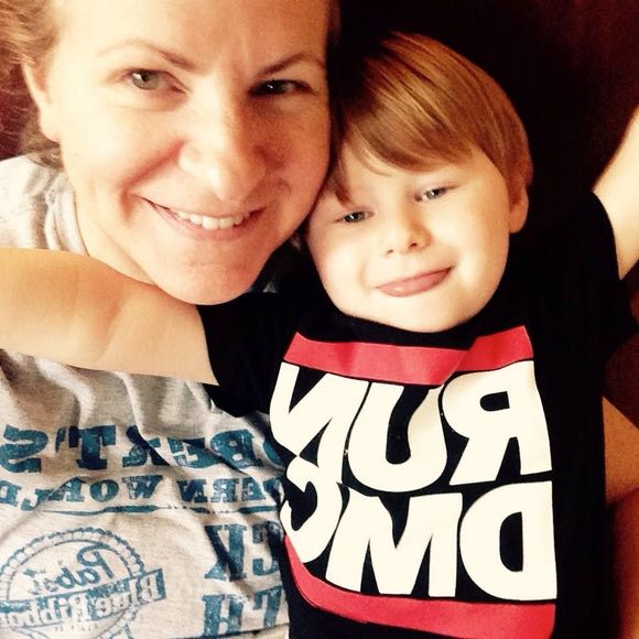 Meet your Posher, Laura - Picture 1 of 1